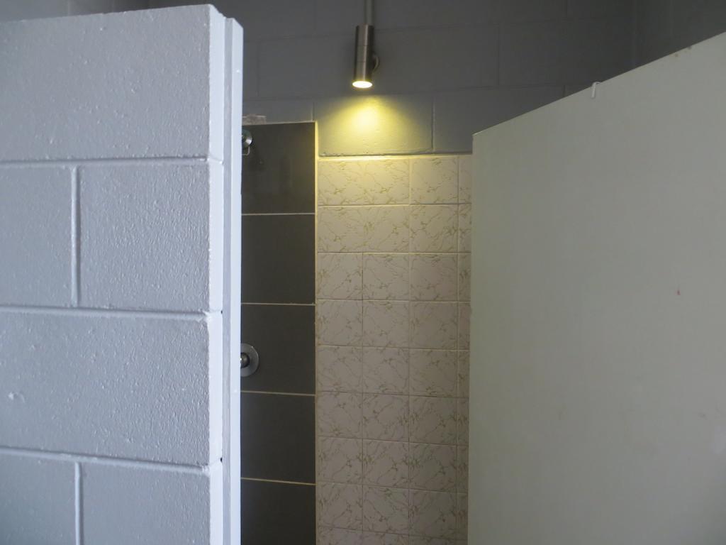 Asylum Cairns Share House Vandrehjem Eksteriør billede